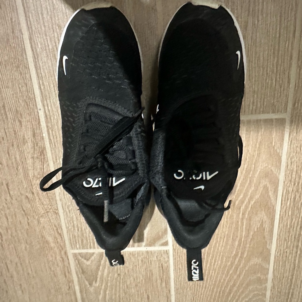 Nike Black and White Running Sneakers - Picture 2 of 2